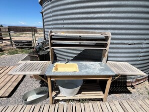 Property grounds - JMA Granary (Riverton)