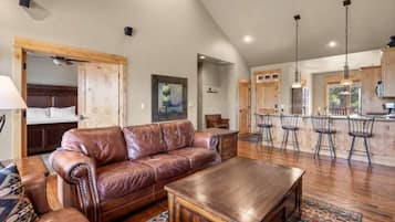 Smart TV, fireplace, offices