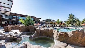 Piscine couverte