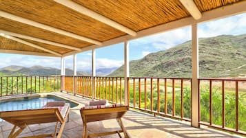 Chalet Deluxe, 2 chambres, cheminée, vue montagne | Piscine privée