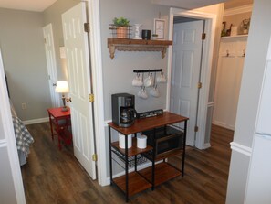 Interior - Beautiful cozy condo located just minutes from all the excitement. (Gatlinburg)