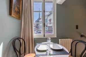 Dining - Passocean 2 - Elegant Suite in the Heart of Honfleur - Kingsize (Honfleur)