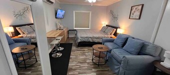 Cozy Studio Retreat. Pets are allowed