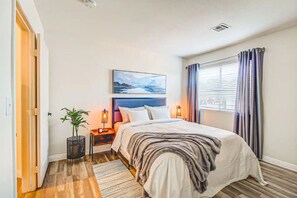 5 quartos, Wi-Fi de cortesia, roupa de cama