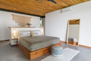 3 chambres, coffre-fort, accès au Wi-Fi (inclus), literie fournie