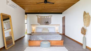 3 bedrooms, in-room safe, free WiFi, bed sheets