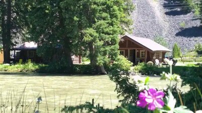 Waterfront Gallatin River access w/fire pit - Historic Fly Fishing Cabin