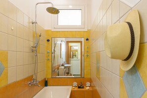 Ensemble baignoire-douche