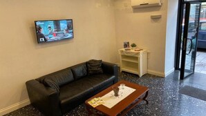 Interior - Hotel Poerio (Naples)