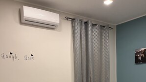 Free WiFi - Hotel Poerio (Naples)