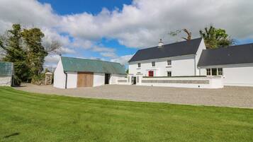 Casa de campo | Vista frontal de la propiedad