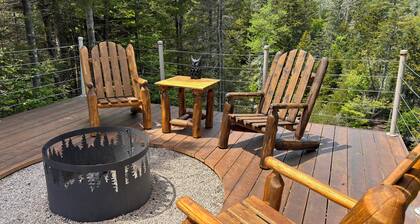New special rates! Close to Acadia's hikes and great deck with fire pit to RELAX