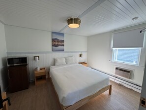 基础单人房 | 办公桌、遮光窗帘、熨斗/熨衣板、免费 WiFi