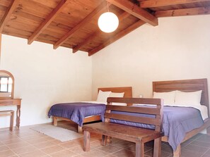 คอมฟอร์ทเคบิน | ตกแต่งพิเศษโดยเฉพาะ, โต๊ะทำงาน, พื้นที่ทำงานแบบใช้แล็ปท็อป