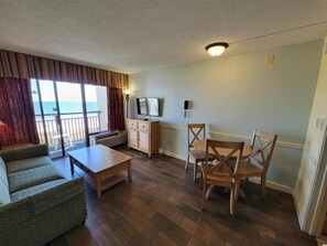 Condo, 1 Bedroom, Oceanfront (417) | Exterior