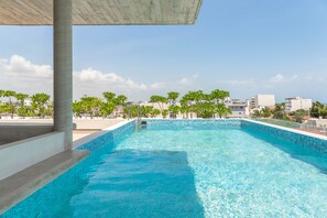 Outdoor pool - BoHo lofts & studios new modern w/ ocean-view pool (Playa del Carmen)