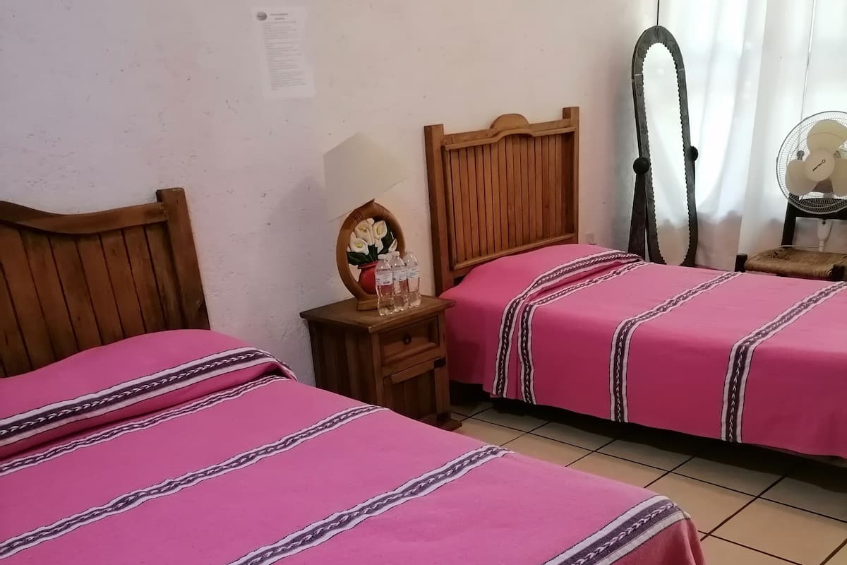 Habitación familiar | Wifi gratis y ropa de cama