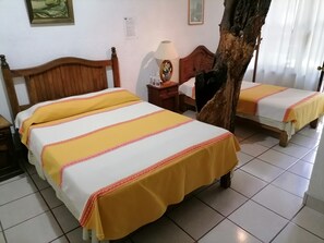 Family Room - POSADA BUGAMBILIAS (Tepoztlán)