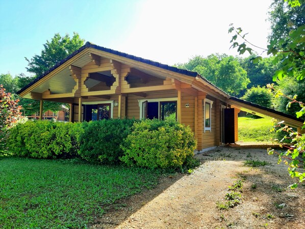 Exterior - Chalet Dans un Village de Vacances au Coeur du Département du lot (Mauroux)