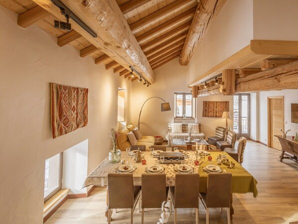 TV, DVD player - Duplex 5 rooms for 10 people, pets allowed, balcony, parking (Valloire)