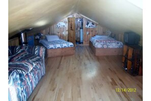 3 Schlafzimmer, Schreibtisch, kostenloses WLAN, Bettwäsche