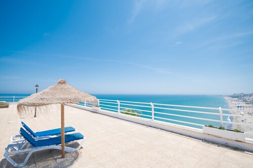 Cubo's Estudio Seaview Santa Clara 127 / free wifi / air conditioning