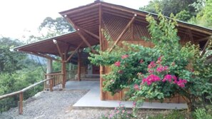 Property grounds - Romantic 2-bedroom cabin across from Puente de Occidente (Olaya)
