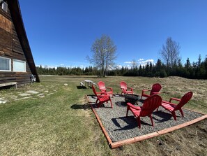 Property grounds - Bright A-Frame Cabin @ Moose Tracks Lodging (Kenai)