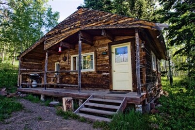 Bear Cabin - A Well-Equipped Log Cabin!