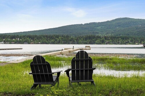 Waterfront, Whitefish Lake apartment!