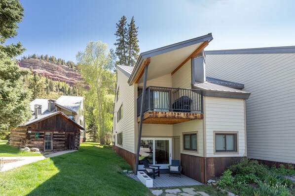Exterior - Valley Floor Dream w/ Fireplace | Year-Round Trail Access, 3 Min to Town (Telluride)