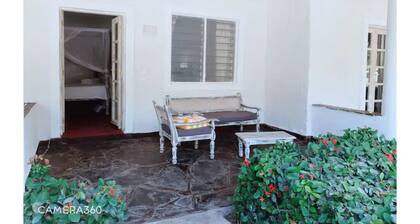 1-Bedroom Studio with Balcony