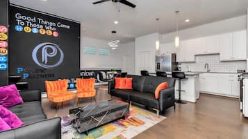 TV, fireplace, offices