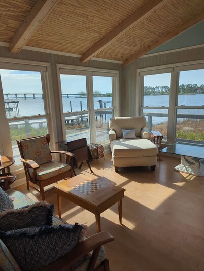 Rivendock Rookery II: Waterfront Home w/Dock & Stunning Views