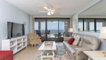 Smart TV, reproductor de DVD, libros