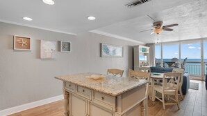 Dining - Garden City Beach Oceanfront Condo 1202 | Rising Tides Properties Rental (Murrells Inlet)