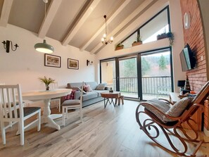 Family Apartment, 2 Bedrooms | Living area