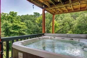 Ferienhütte, Mehrere Betten, Whirlpool | Außen-Whirlpool