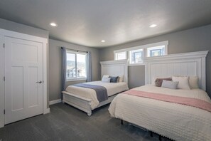 6 bedrooms, WiFi, bed sheets