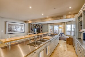 Interior - Modern Vail Village Ski-in Ski-Out Townhome (Vail)