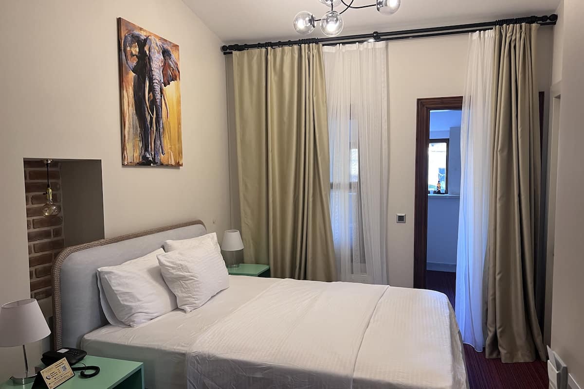 Family Condo | 1 bedroom, Egyptian cotton sheets, premium bedding, Select Comfort beds