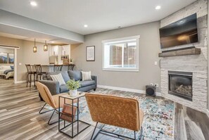 Smart TV, chimenea
