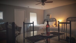 1 bedroom, in-room safe, free WiFi, bed sheets