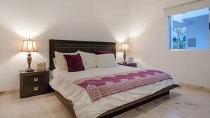 Unclassified image, 3 of 7, button - Casa del Mar (Playa del Carmen)