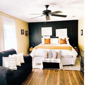 3 bedrooms, iron/ironing board, free WiFi, bed sheets