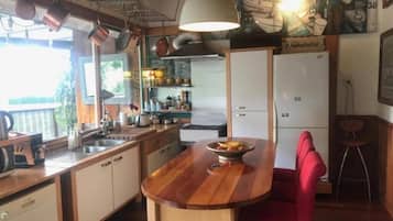 Căn hộ dành cho gia đình, quang cảnh cảng | Bếp nhỏ riêng | Tủ lạnh, lò vi sóng, máy rửa bát, dụng cụ pha espresso