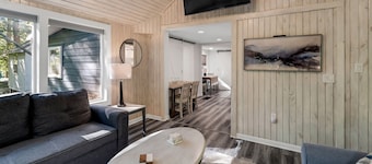 Three bedroom getaway near Wisconsin Dells & Kalahari Indoor Waterpark