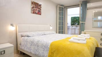 1 chambre, fer et planche Ă repasser, Wi-Fi gratuit, draps fournis