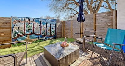 Boho 2Bed Retreat - 5 min to Shops & Eats & Airport