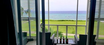 Beautiful Penthouse Apartment overlooking the Ocean.